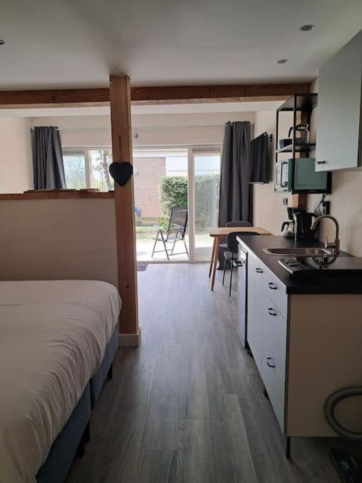 Strandhuisje Eva, Dicht Bij Zee カラントスウオーフ エクステリア 写真